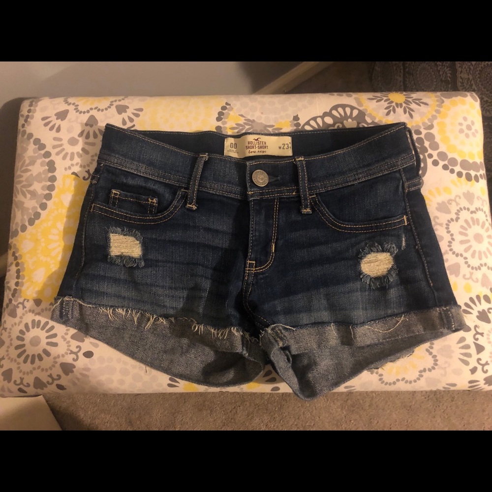 Slightly ripped jean shorts